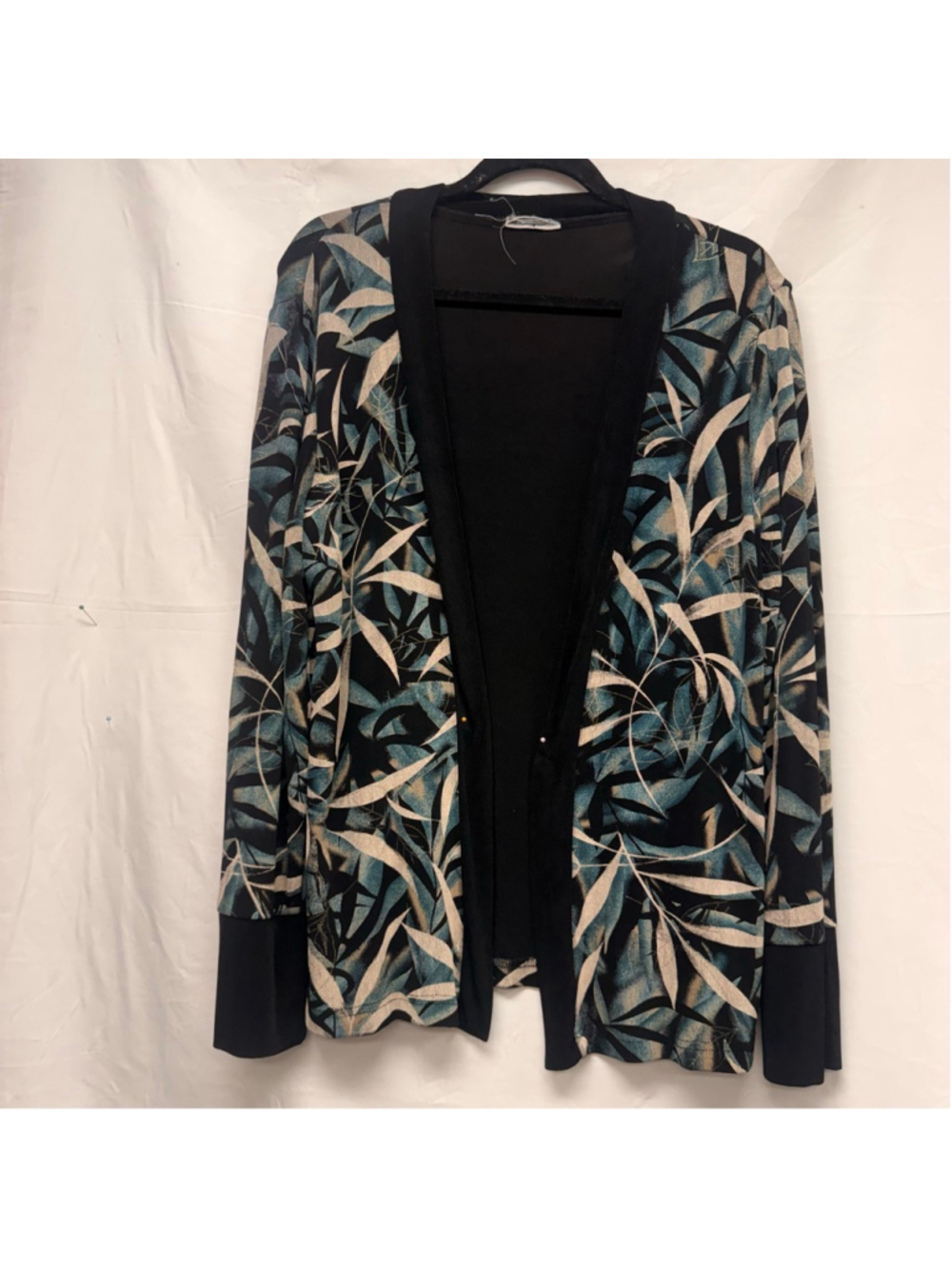 Women's Unbranded 


Unknown brand Cardigan L Black Teal Leaf Print